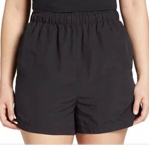 🆕 Dicks Sporting Goods Women’s Black High-rise Woven Shorts